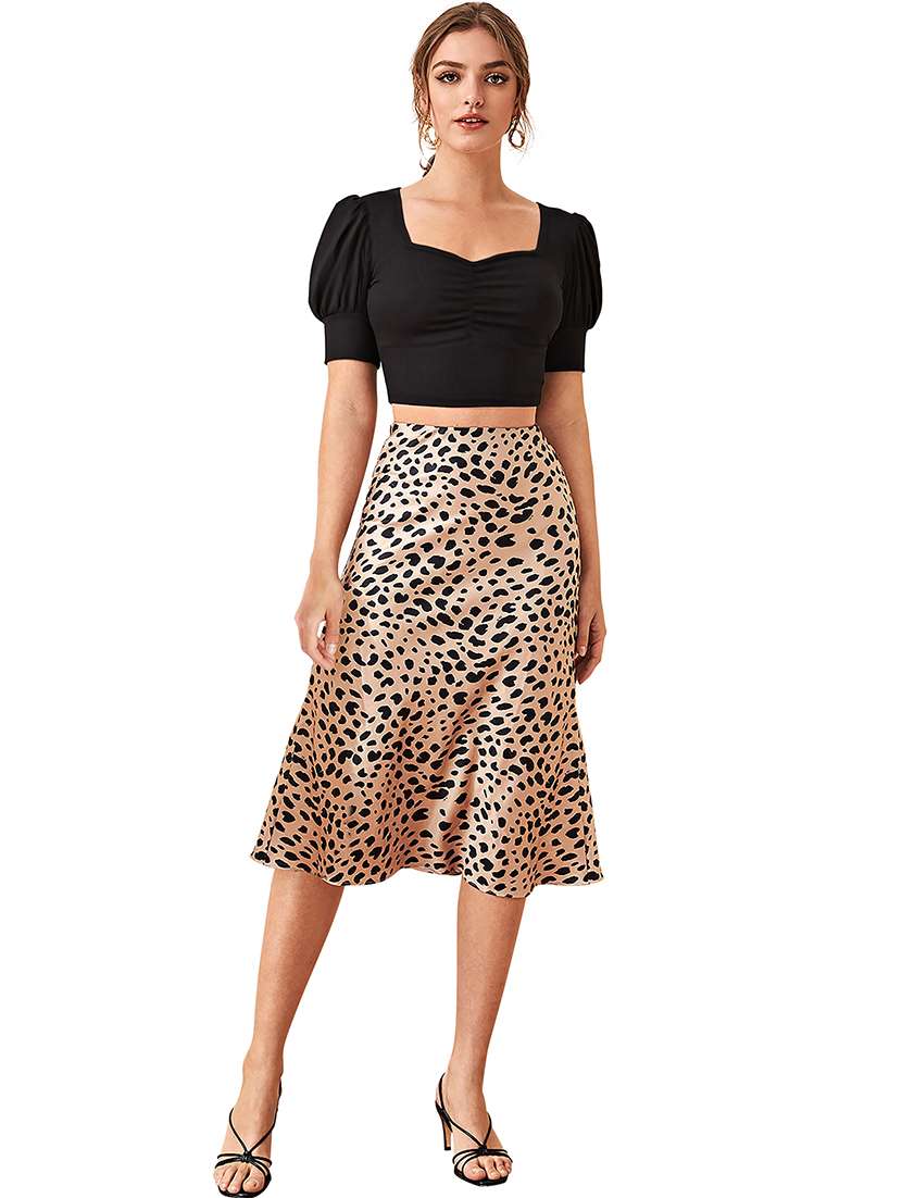 women solid puff sleeve crop top - 22254497 -  Standard Image - 4