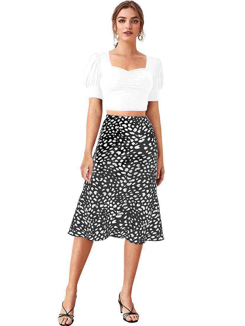 women solid puff sleeve crop top - 22254505 -  Standard Image - 4