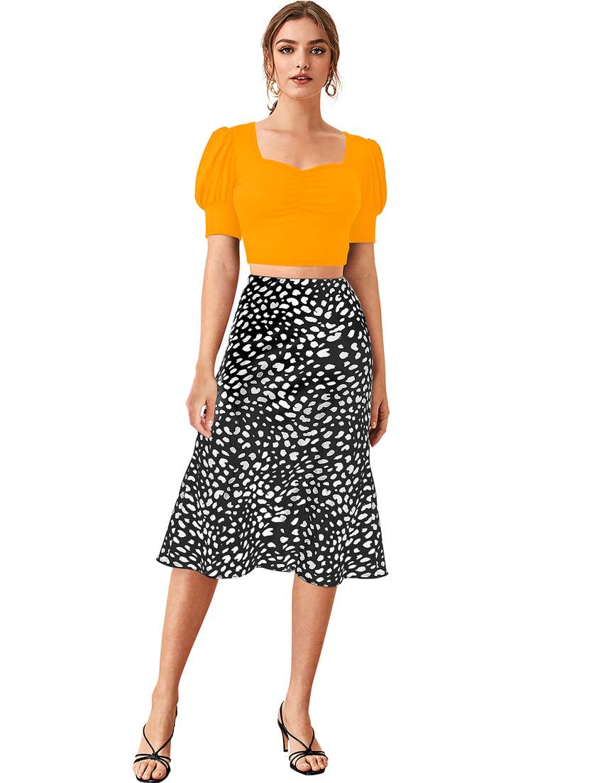 women solid puff sleeve crop top - 22254506 -  Standard Image - 4