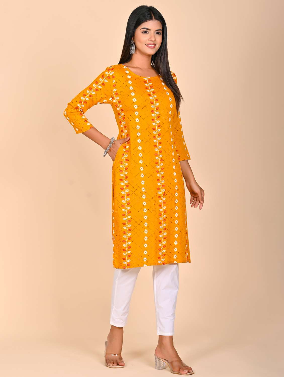 women printed three quarter sleeve kurta pant set - 22254867 -  Standard Image - 1