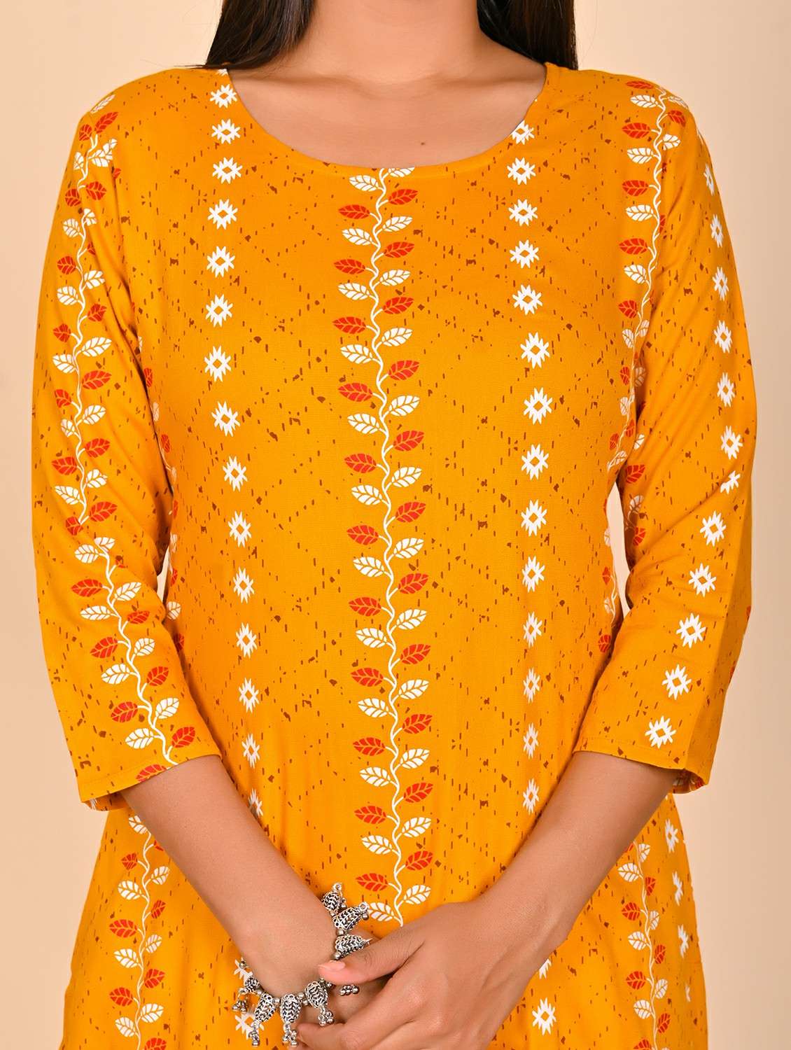 women printed three quarter sleeve kurta pant set - 22254867 -  Standard Image - 4