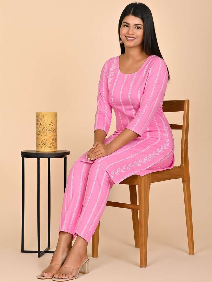 women printed three quarter sleeve kurta pant set - 22254871 -  Standard Image - 1