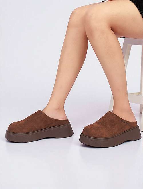 women solid slip on suede sandal - 22255014 -  Standard Image - 0