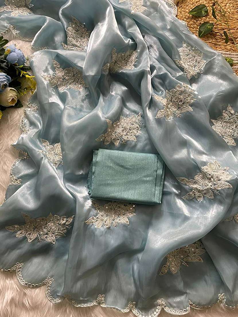 women solid with work embroidered saree with blouse - 22255095 -  Standard Image - 4