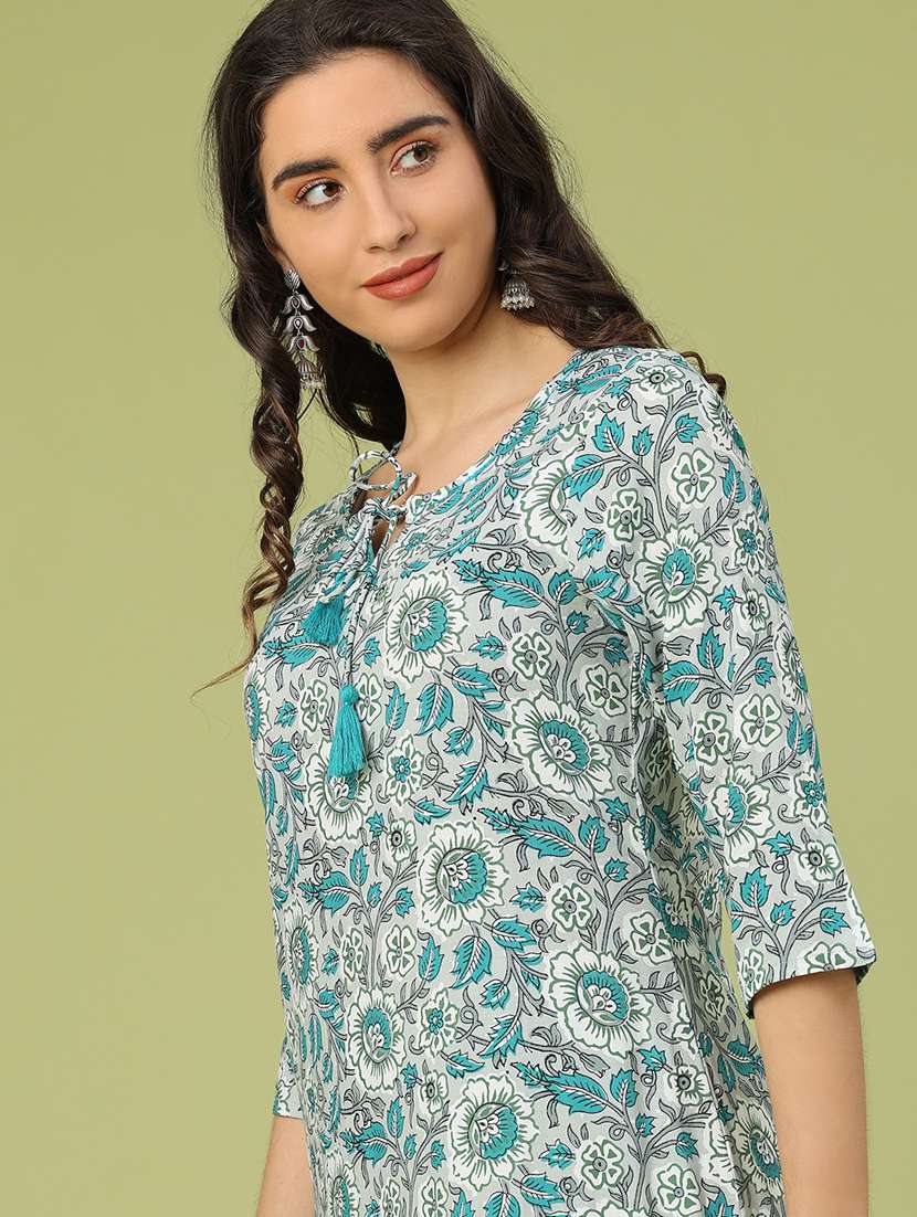 women floral three quarter sleeve straight kurta - 22257604 -  Standard Image - 1