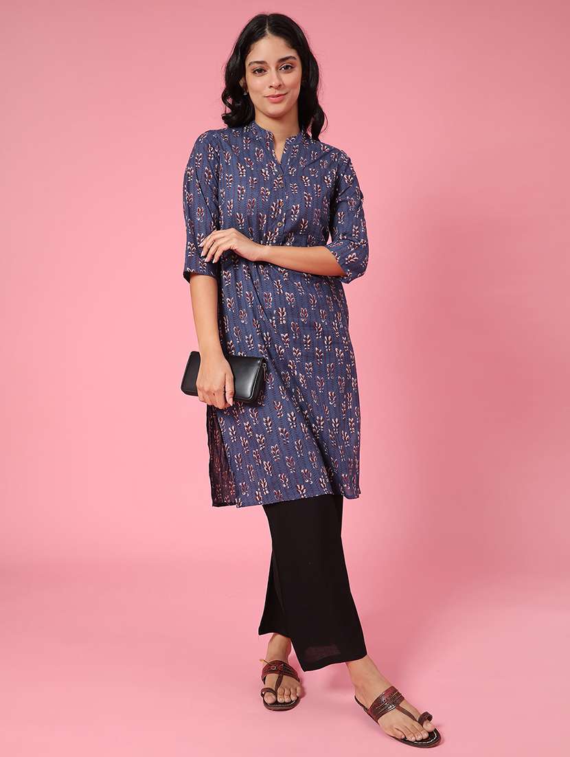 women printed three quarter sleeve kurta - 22258183 -  Standard Image - 4