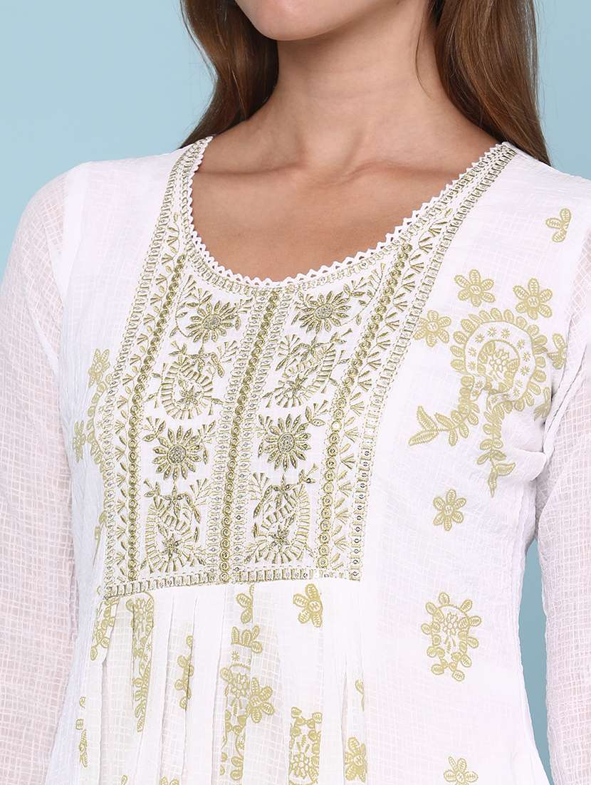 women printed three quarter sleeve flared kurta - 22258658 -  Standard Image - 1