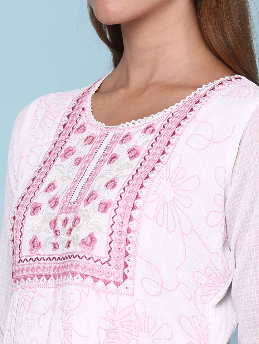 Women Printed Three Quarter Sleeve Flared Kurta - 22258661 -  Standard Image - 1