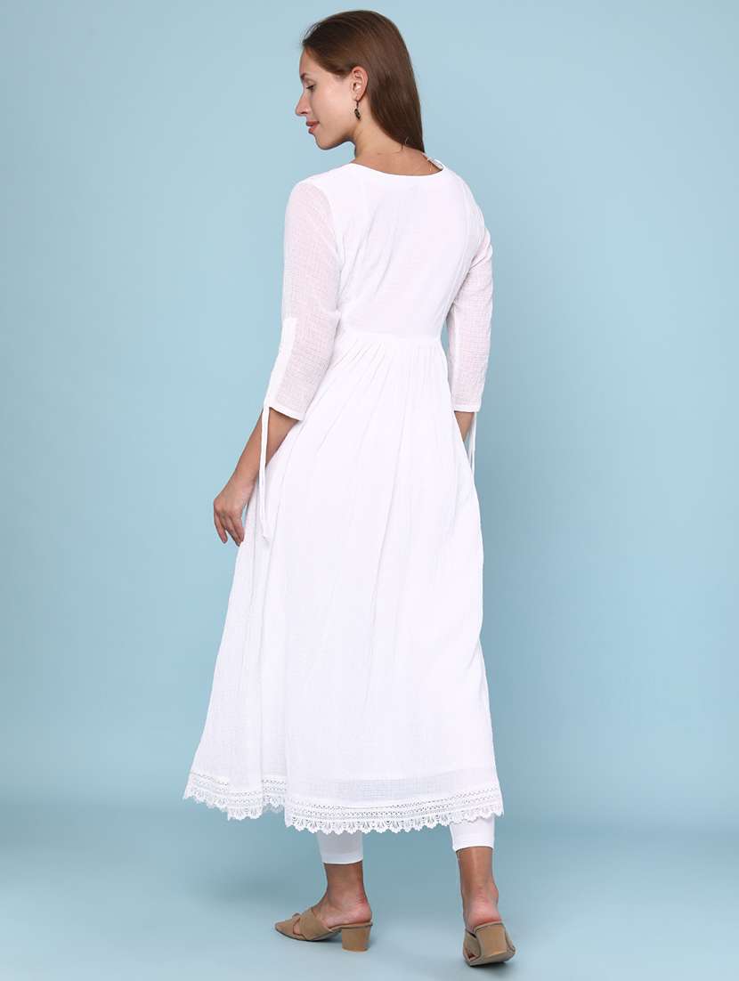 Women Printed Three Quarter Sleeve Flared Kurta - 22258661 -  Standard Image - 4