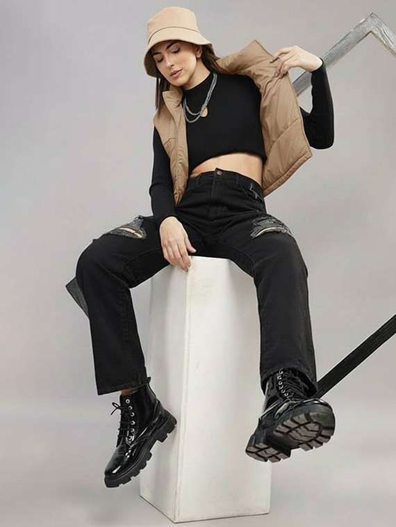 women solid sleeveless cropped puffer jacket - 22258883 -  Standard Image - 4