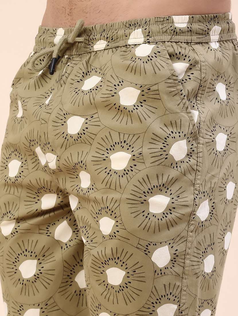 men printed mid rise regular fit shorts - 22259031 -  Standard Image - 1