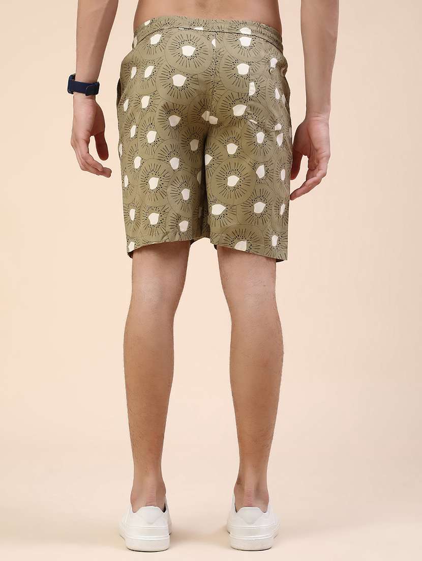 men printed mid rise regular fit shorts - 22259031 -  Standard Image - 4