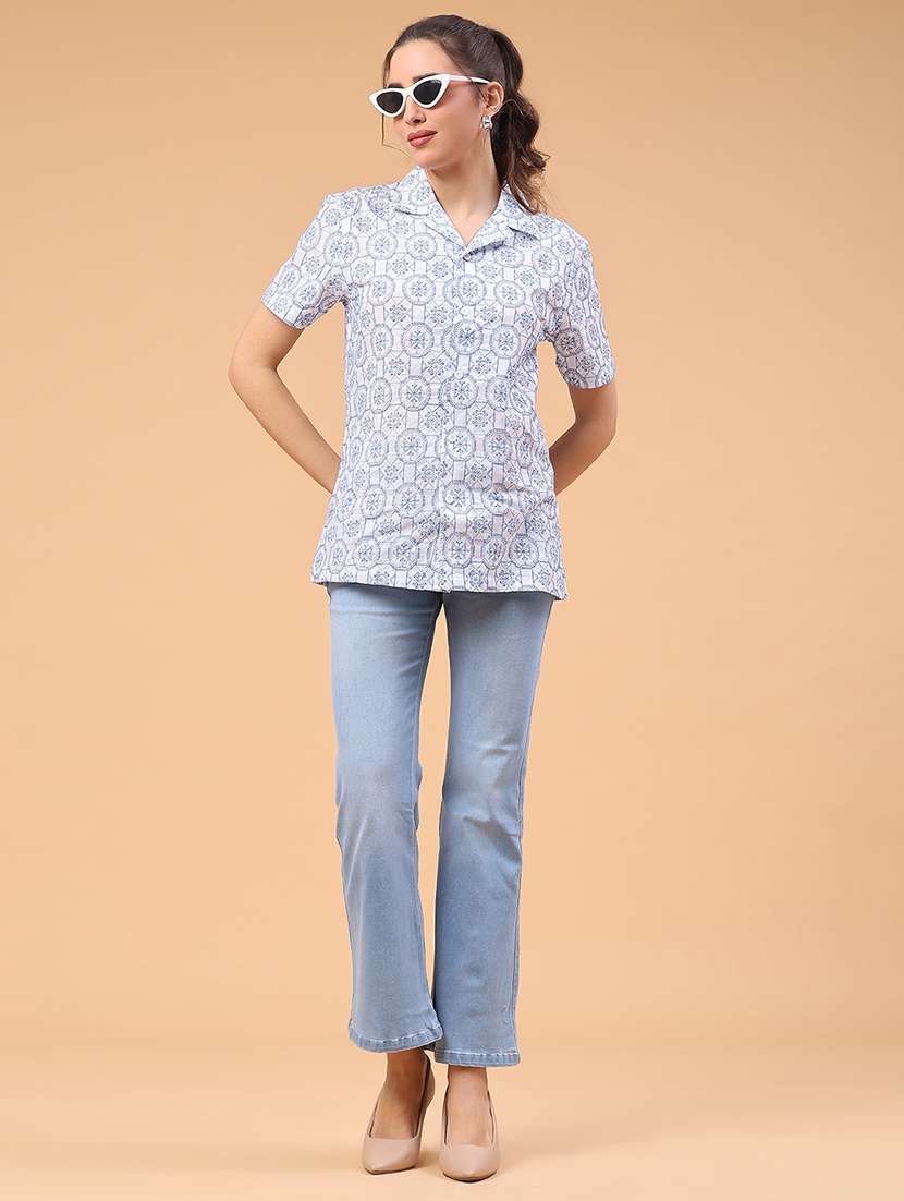 women washed high rise bootcut jeans - 22259169 -  Standard Image - 4