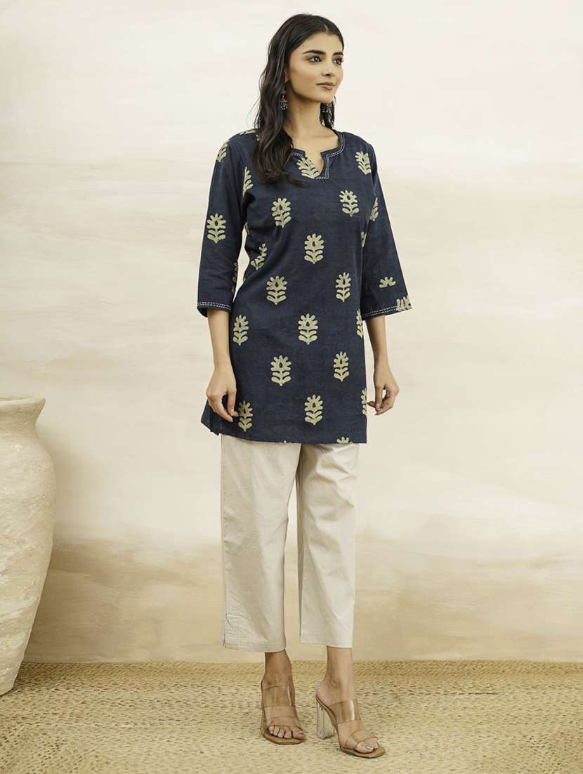 women printed three quarter sleeve straight kurti - 22260686 -  Standard Image - 1