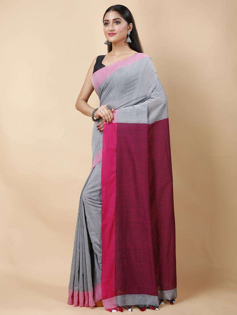 women solid with bordered handloom saree - 22260797 -  Standard Image - 1