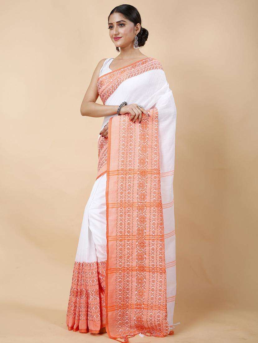 women solid with bordered handloom saree - 22260822 -  Standard Image - 1