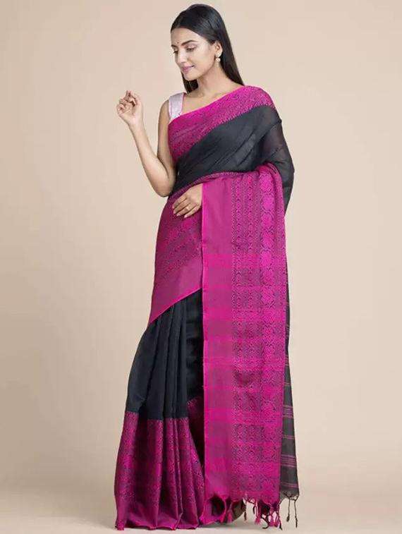 women solid with bordered handloom saree with blouse - 22261271 -  Standard Image - 1