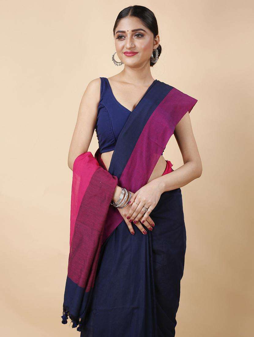 women solid with bordered handloom saree - 22261544 -  Standard Image - 1