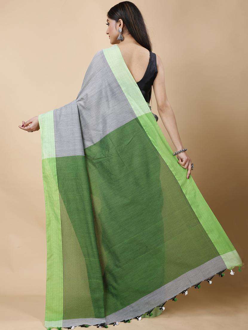 women solid with bordered handloom saree with blouse - 22262120 -  Standard Image - 1
