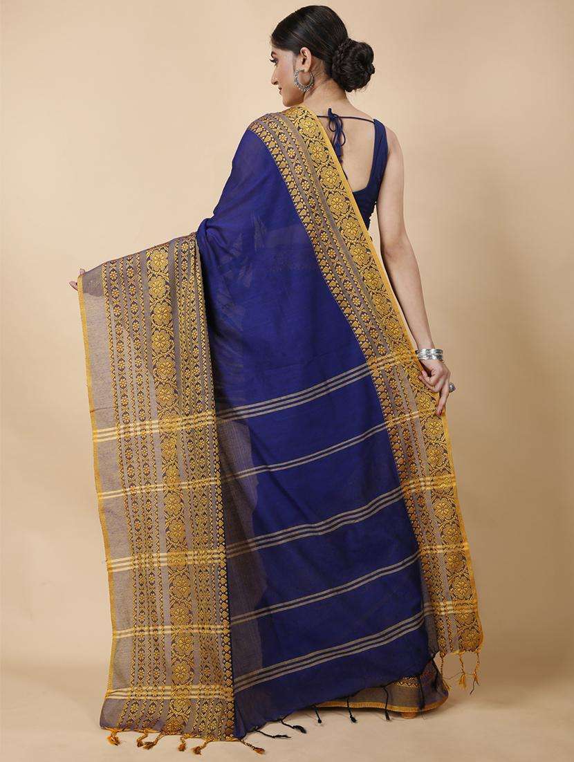 women solid with bordered handloom saree with blouse - 22262143 -  Standard Image - 1