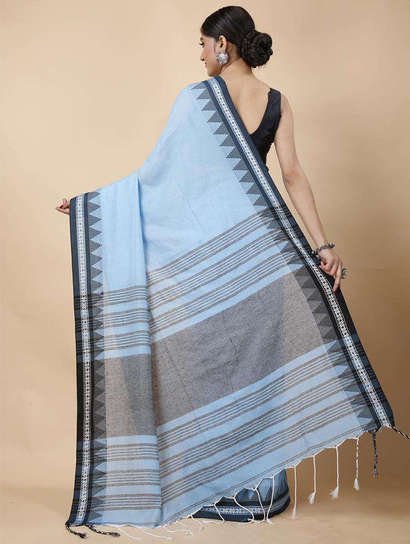 women solid with bordered handloom saree with blouse - 22263366 -  Standard Image - 1