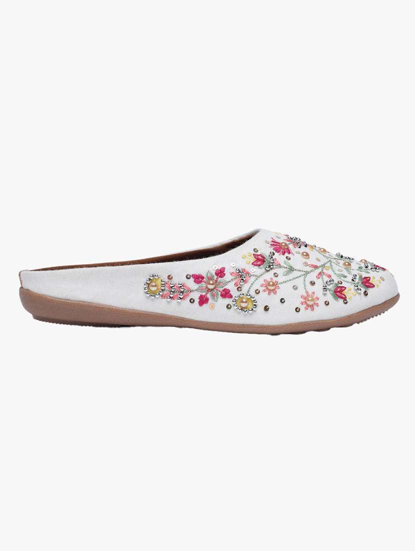 women embroidered flat mules - 22263429 -  Standard Image - 4