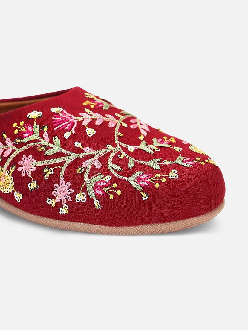 women embroidered flat mules - 22263435 -  Standard Image - 4