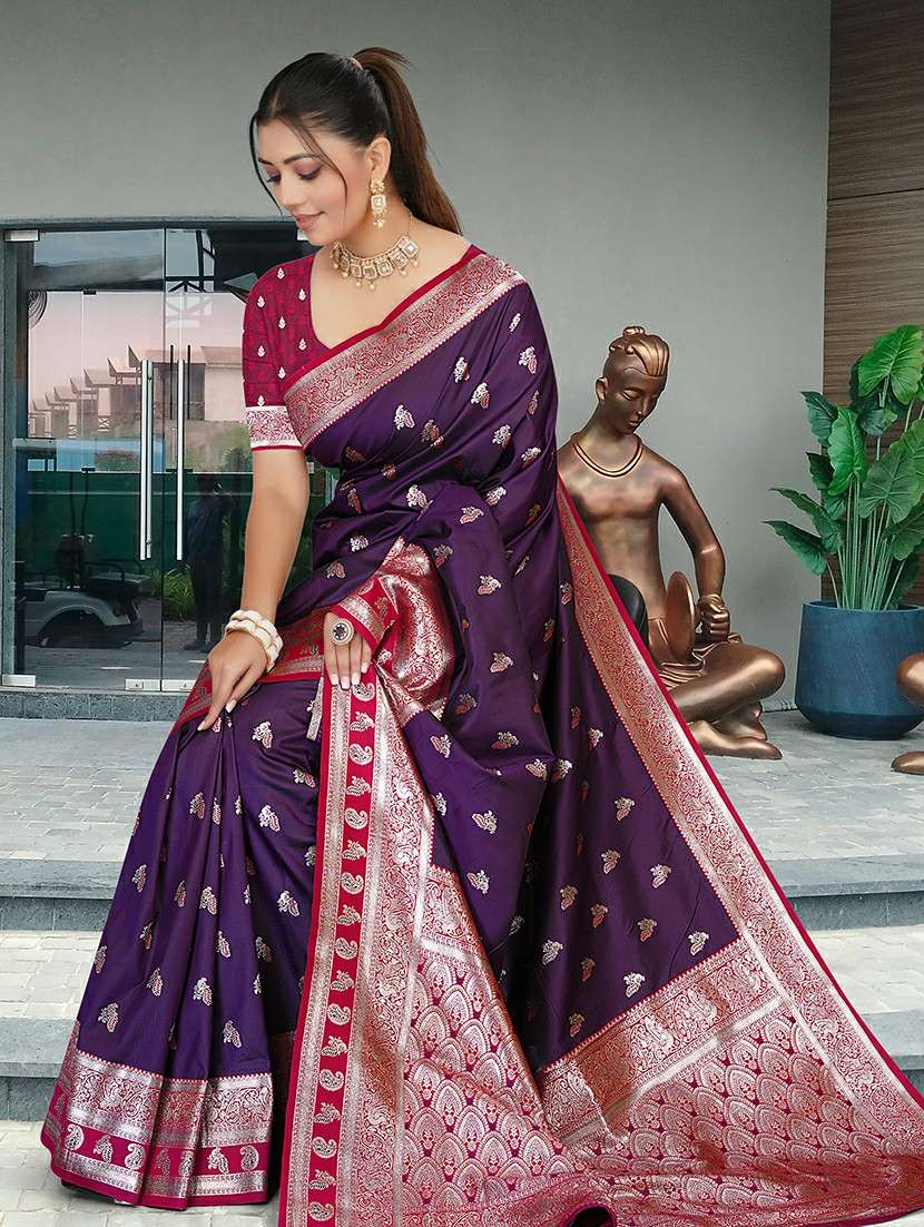 women self design banarasi saree with blouse - 22263459 -  Standard Image - 1