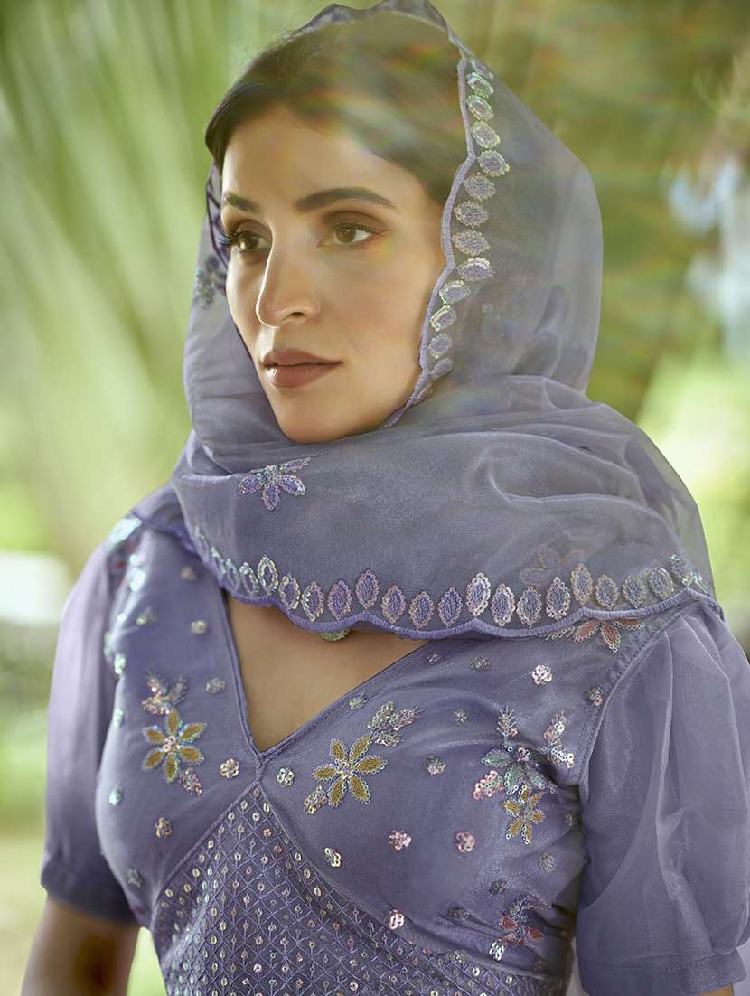 women solid with work semi stitched flared lehenga - 22263473 -  Standard Image - 4