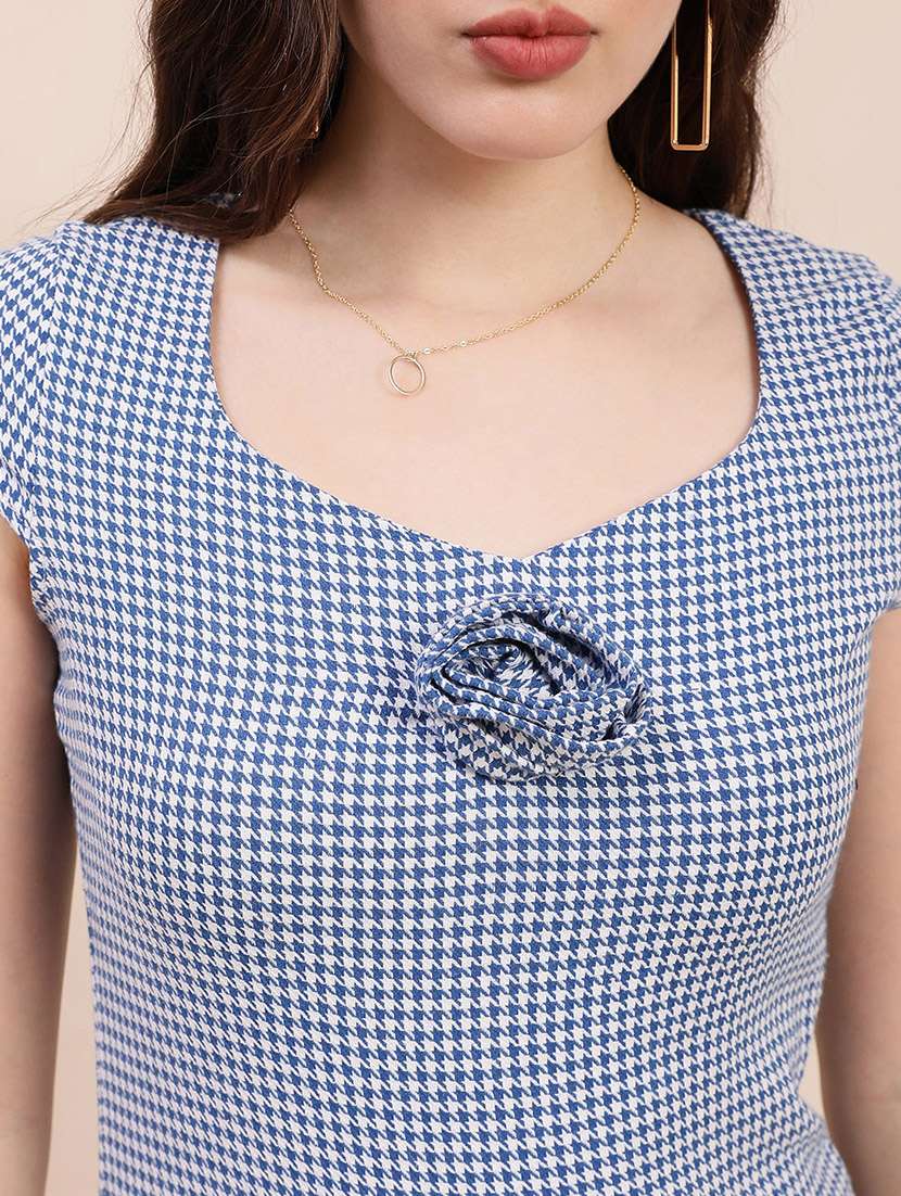 globus wome blue houndstooth print sweetheart neck cap sleeves mini party bodycon dress - 22263518 -  Standard Image - 4