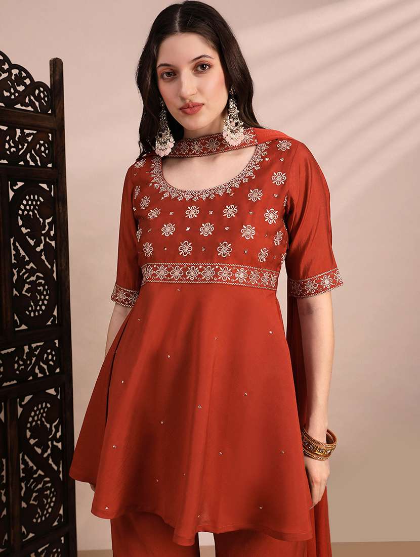 women solid with work short sleeve kurta sharara with dupatta set - 22263864 -  Standard Image - 4