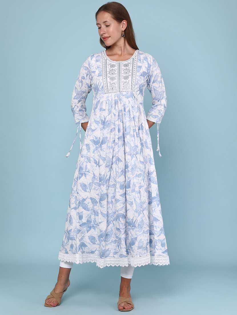 women printed three quarter sleeve flared kurta