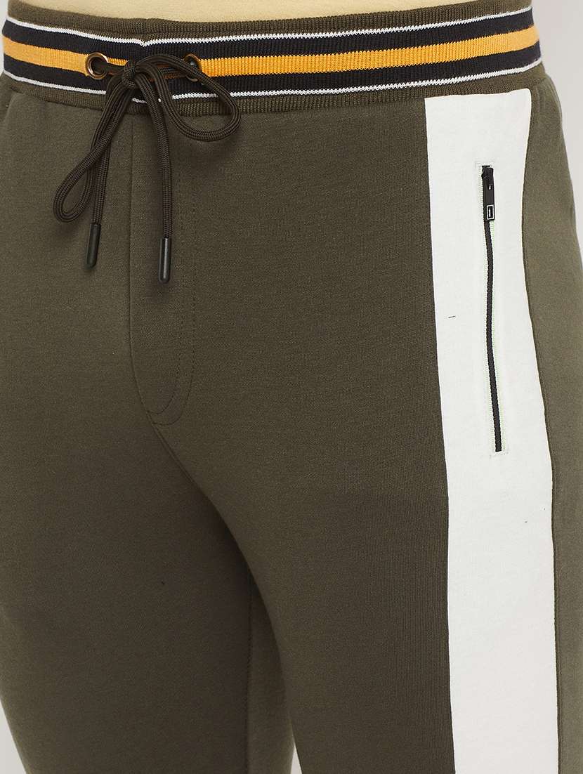 men tapered mid rise slim fit track pant - 22264031 -  Standard Image - 4