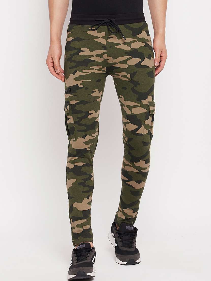 men printed mid rise slim fit track pant