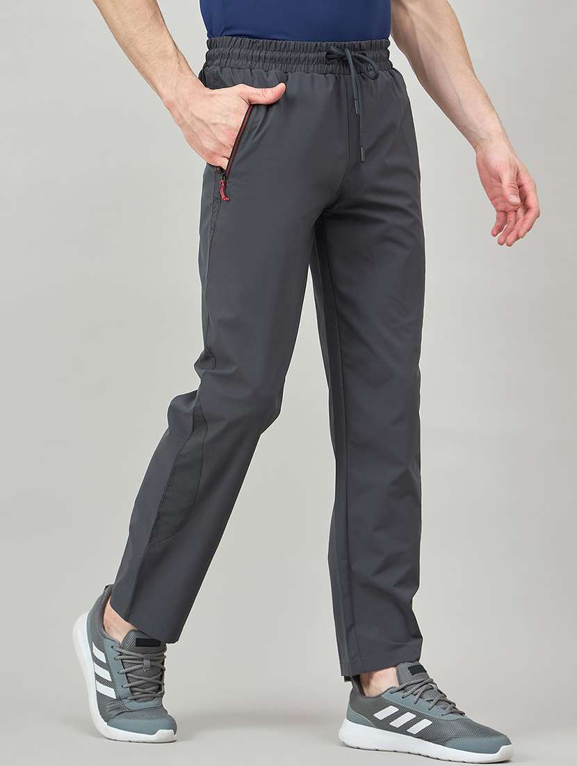 men solid mid rise regular fit track pant