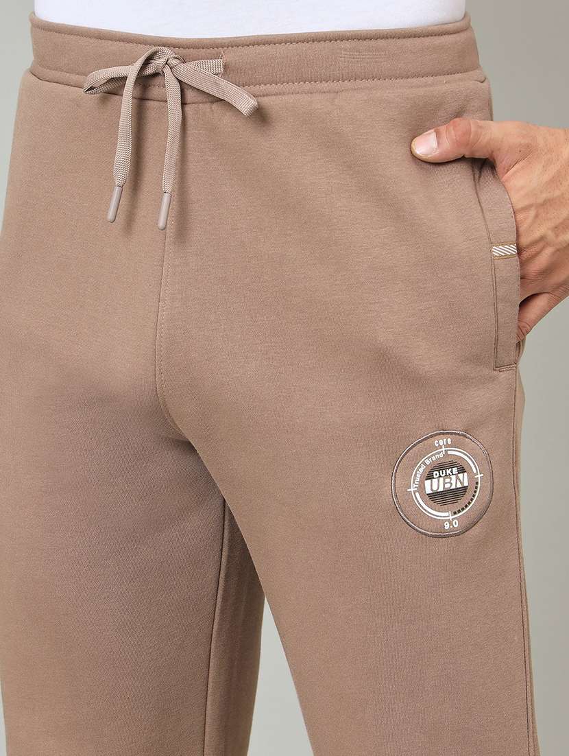 men solid mid rise regular fit track pant - 22264066 -  Standard Image - 4