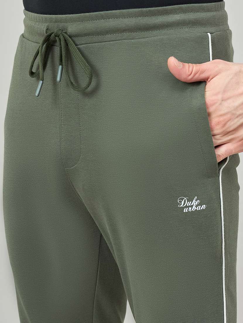 men solid mid rise slim fit track pant - 22264082 -  Standard Image - 4