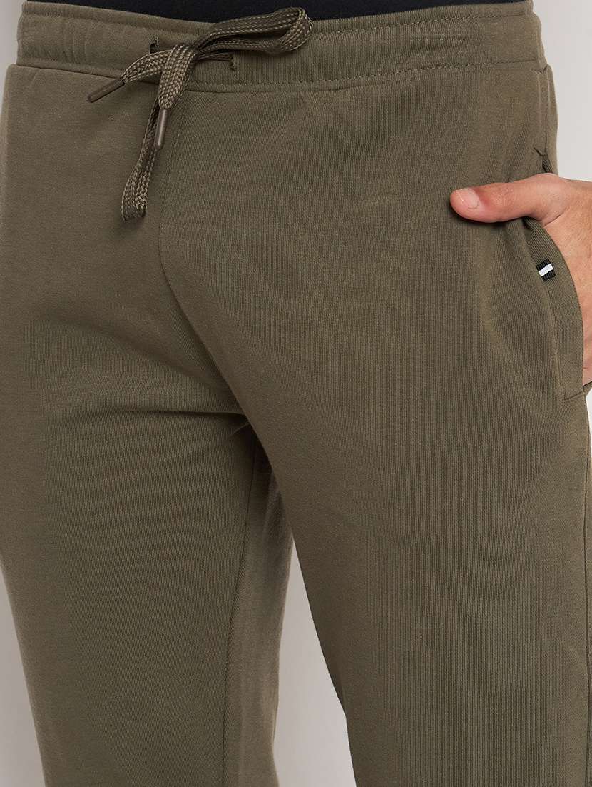 men solid mid rise regular fit track pant - 22264095 -  Standard Image - 4