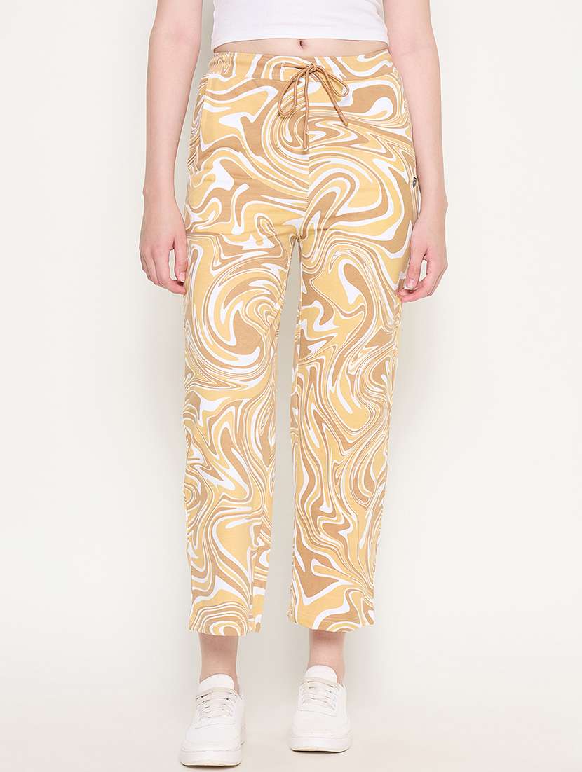 women printed mid rise track pant
