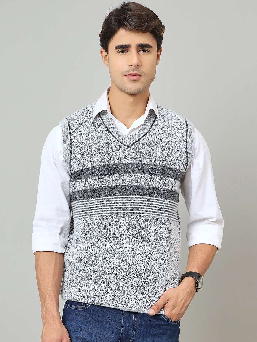 men self designed sleeveless pullover