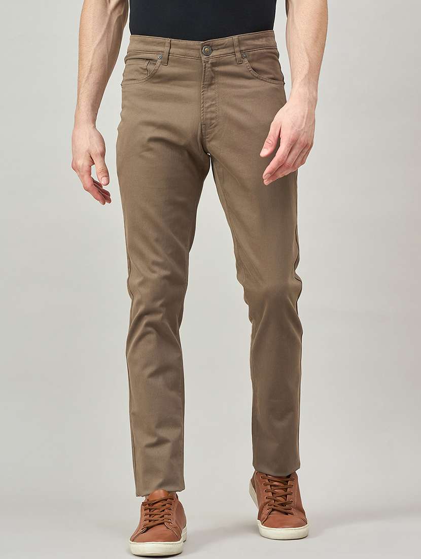men solid mid rise chinos casual trouser