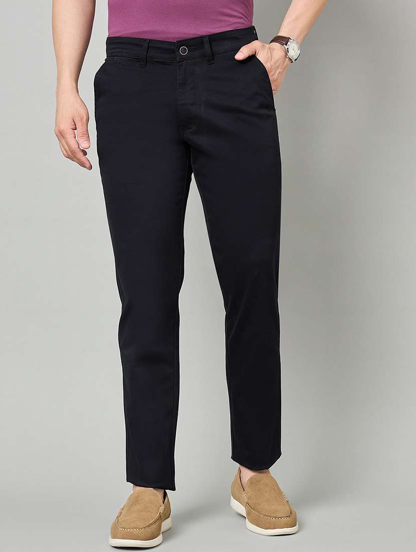 men solid mid rise chinos casual trouser