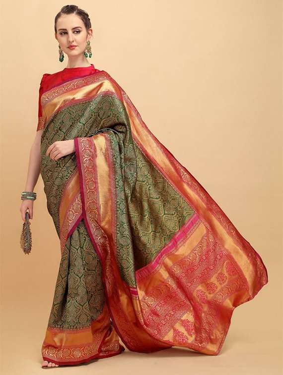 women self design banarasi saree with blouse
