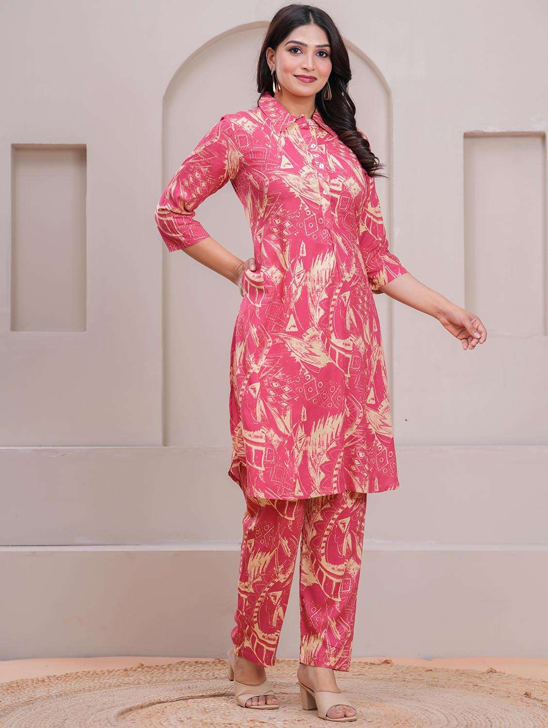women printed three quarter sleeve ethnic co-ord set - 22265086 -  Standard Image - 1