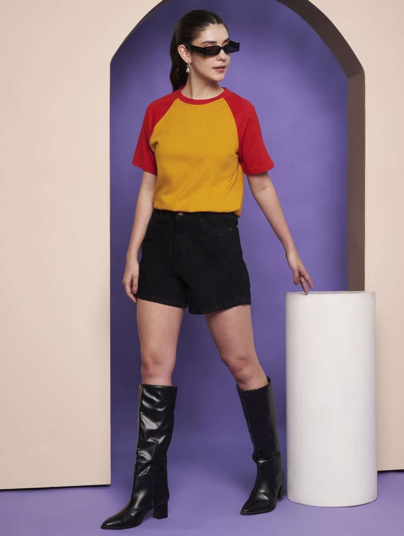 women color blocked short sleeeve relaxed fit t-shirt - 22265121 -  Standard Image - 4