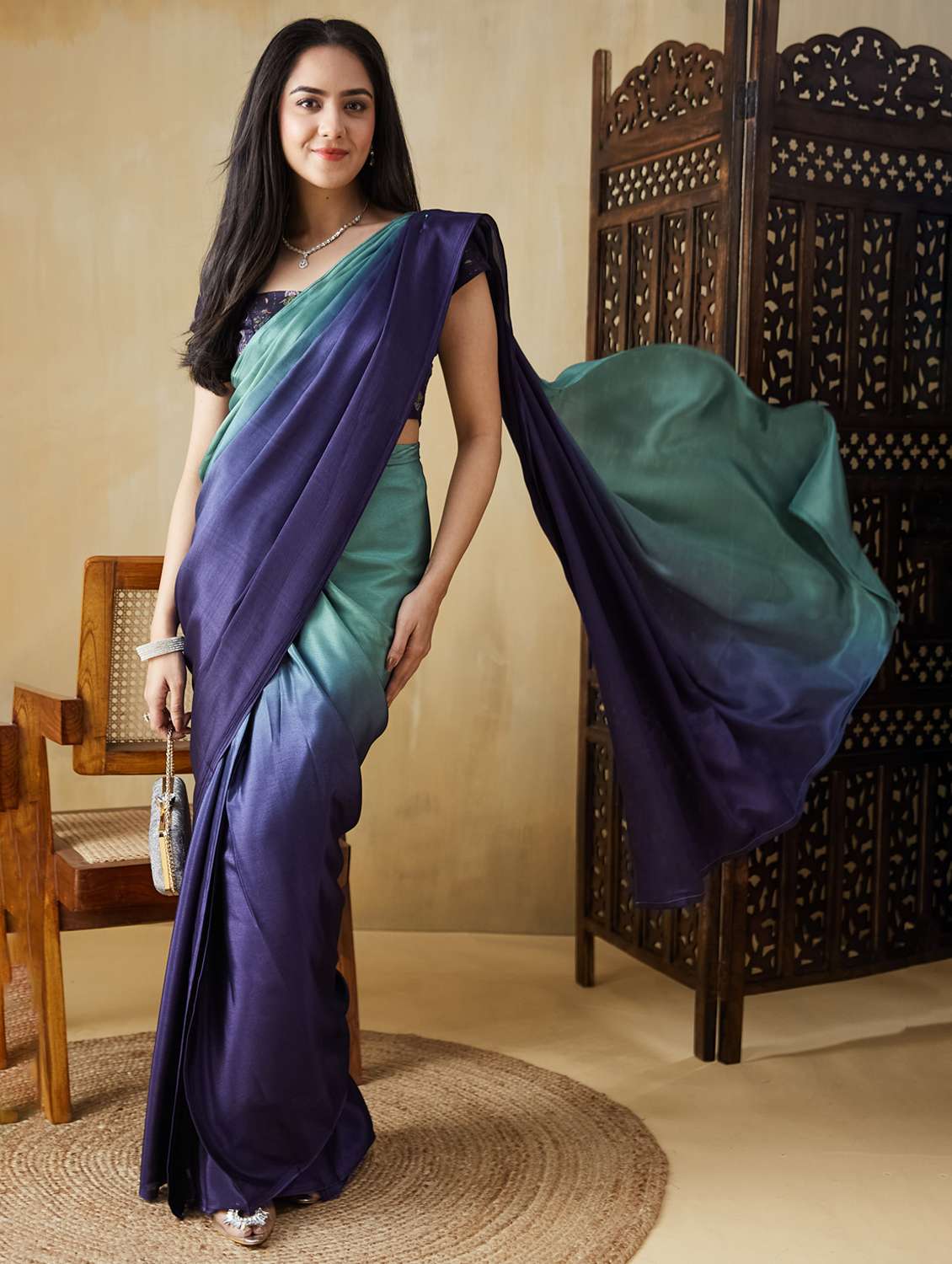 Women Ombre Ready To Wear Saree With Blouse - 22265902 -  Standard Image - 1