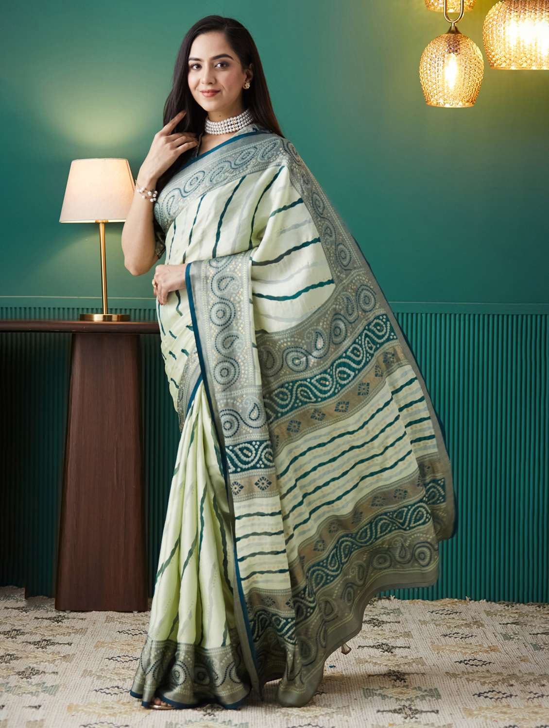 women printed casual wear saree with blouse - 22265917 -  Standard Image - 1