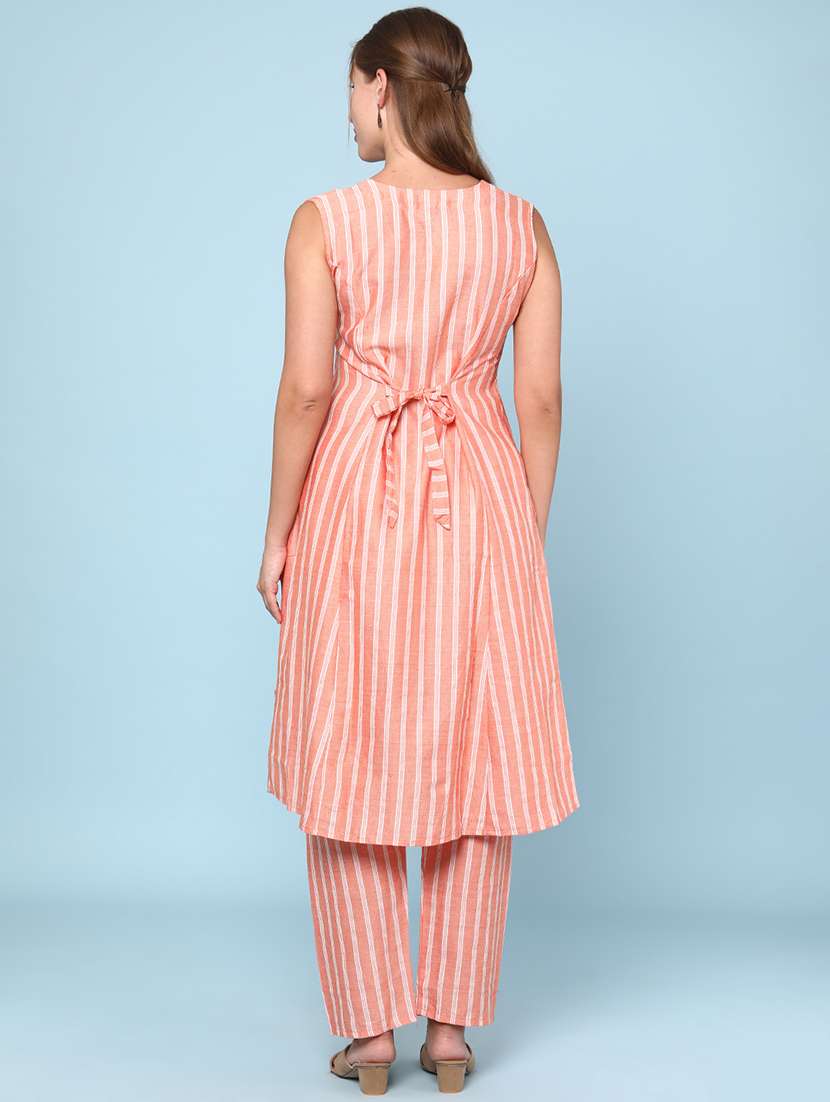 Women Striped Sleeveless Ethnic Co-ord Set - 22266394 -  Standard Image - 4