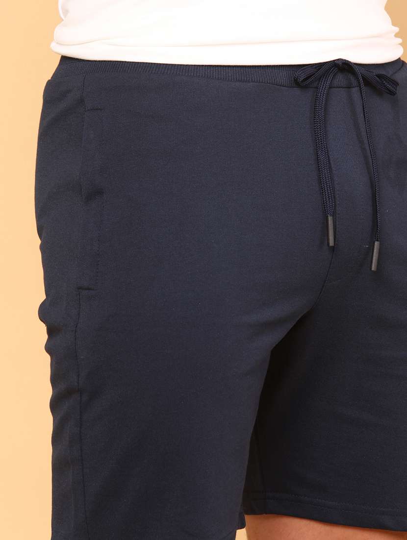 men solid mid rise slim fit short - 22266609 -  Standard Image - 1