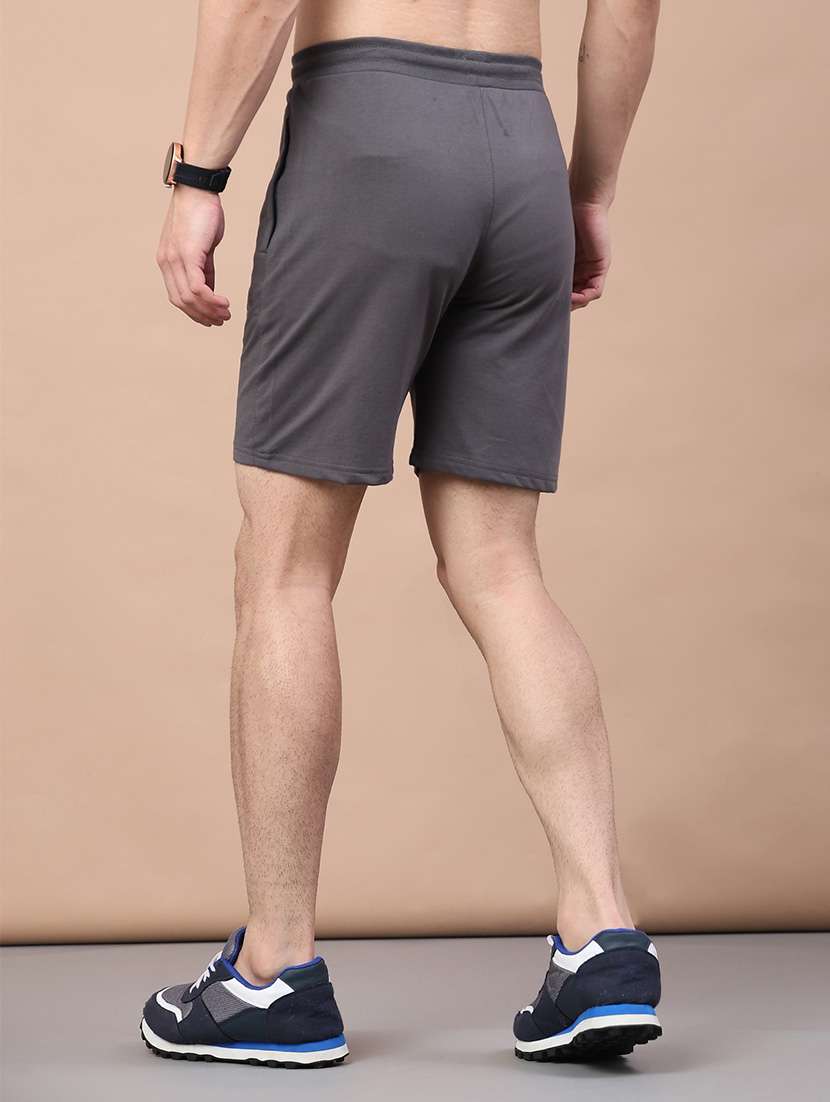 men solid mid rise regular fit shorts - 22266611 -  Standard Image - 4